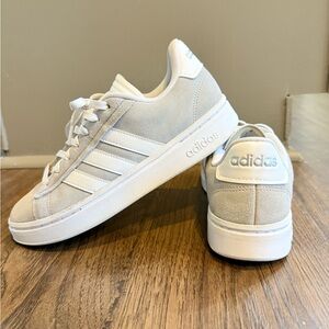 Adidas Women's Cloud Foam White and Gray Athletic Shoes